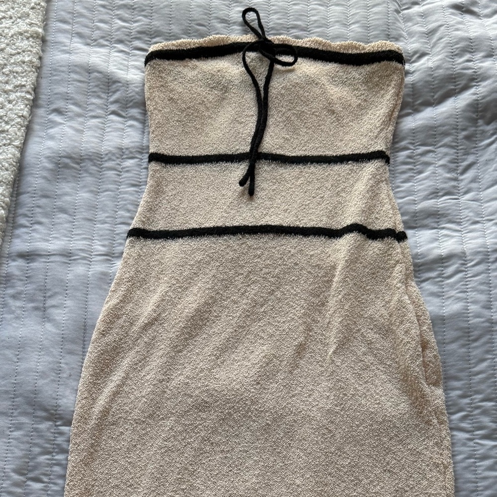 MESHKI Dawn Strapless Knit Midi Dress - Picture 4 of 4